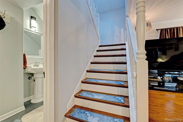 8152 S STATE Road, Goodrich Village, MI 48438