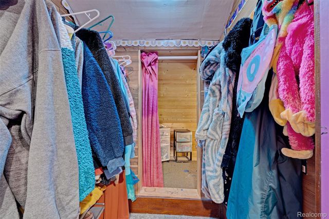 8152 S STATE Road, Goodrich Village, MI 48438