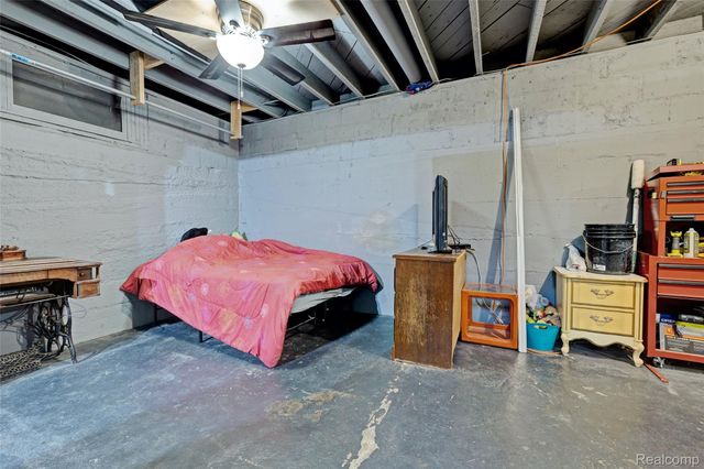 8152 S STATE Road, Goodrich Village, MI 48438