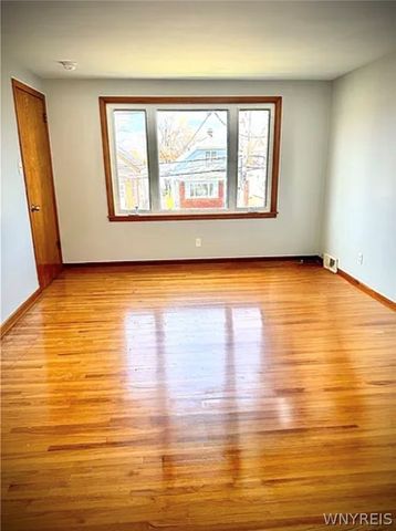 39 Hartwell Road, Buffalo, NY 14216