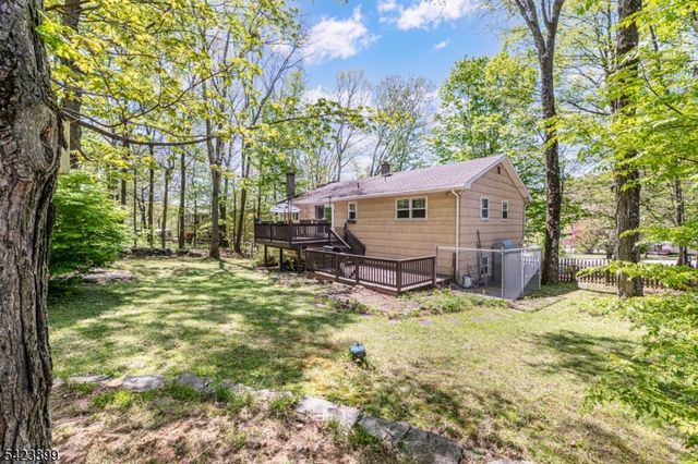 31 Lounsberry Hollow Rd, Vernon Twp., NJ 07461
