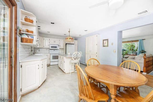 31 Lounsberry Hollow Rd, Vernon Twp., NJ 07461