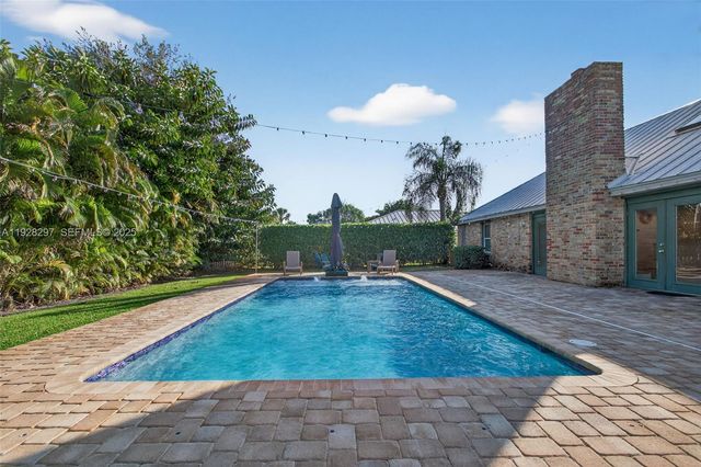 3804 SE Fairway E, Stuart, FL 34997