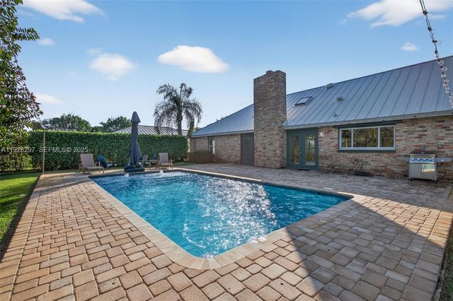 3804 SE Fairway E, Stuart, FL 34997