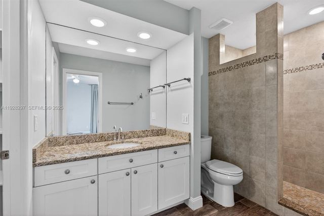 3804 SE Fairway E, Stuart, FL 34997