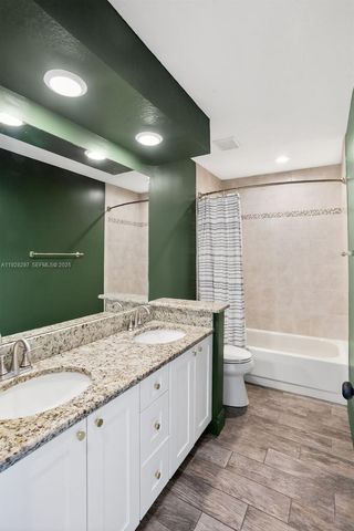 3804 SE Fairway E, Stuart, FL 34997