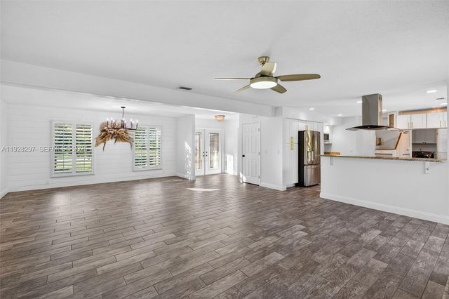 3804 SE Fairway E, Stuart, FL 34997