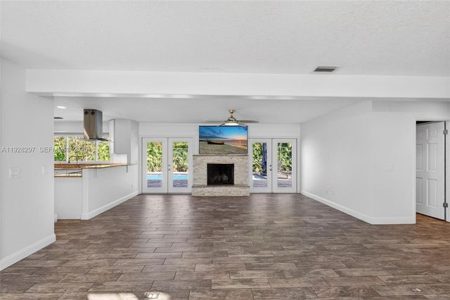 3804 SE Fairway E, Stuart, FL 34997