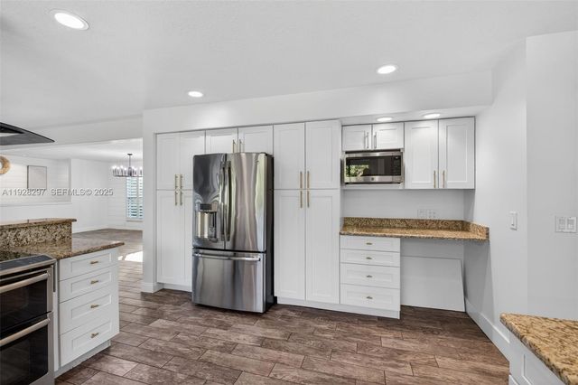 3804 SE Fairway E, Stuart, FL 34997