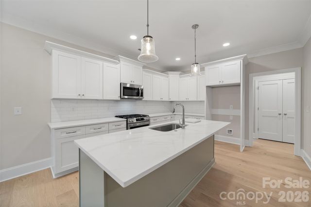 261 Avian Lane, Winston Salem, NC 27127