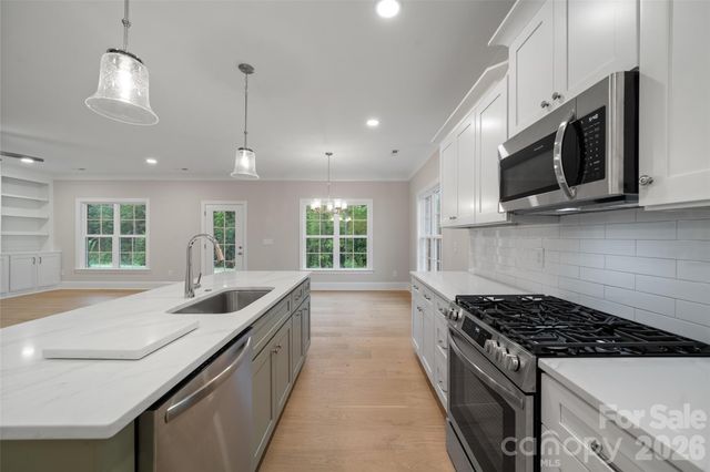 261 Avian Lane, Winston Salem, NC 27127