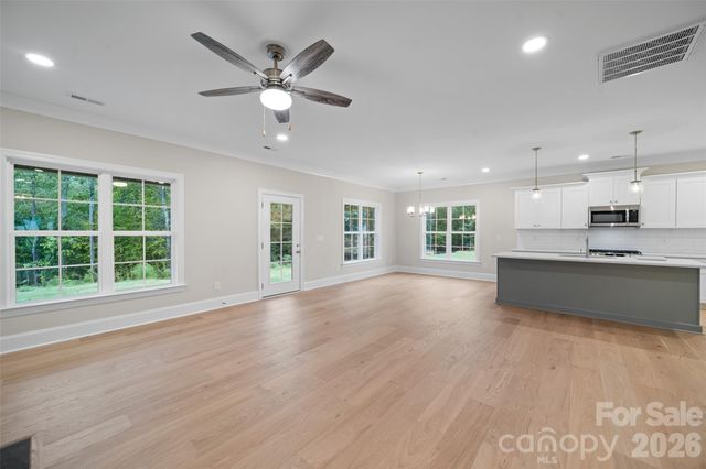 261 Avian Lane, Winston Salem, NC 27127