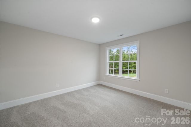 261 Avian Lane, Winston Salem, NC 27127