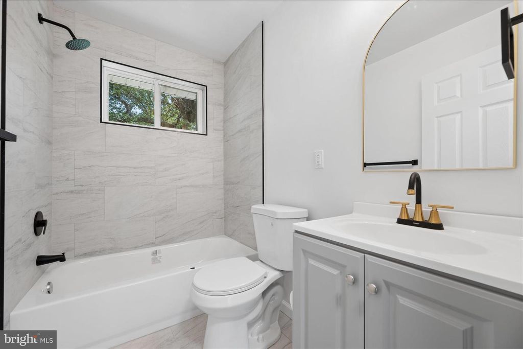 Image 27 of property listing at 8517 OGLETHORPE ST, New Carrollton, MD 20784
