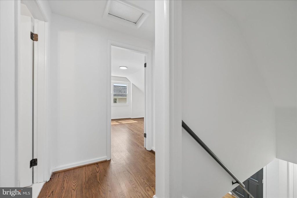 Image 28 of property listing at 8517 OGLETHORPE ST, New Carrollton, MD 20784