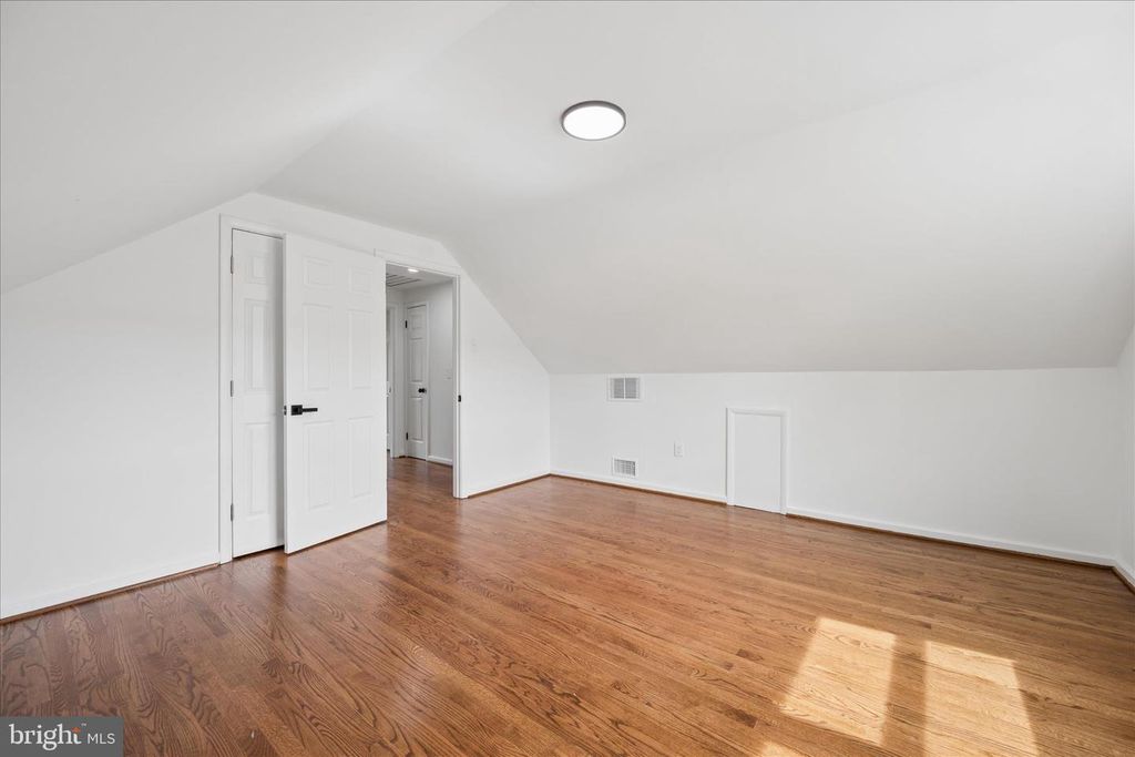 Image 36 of property listing at 8517 OGLETHORPE ST, New Carrollton, MD 20784