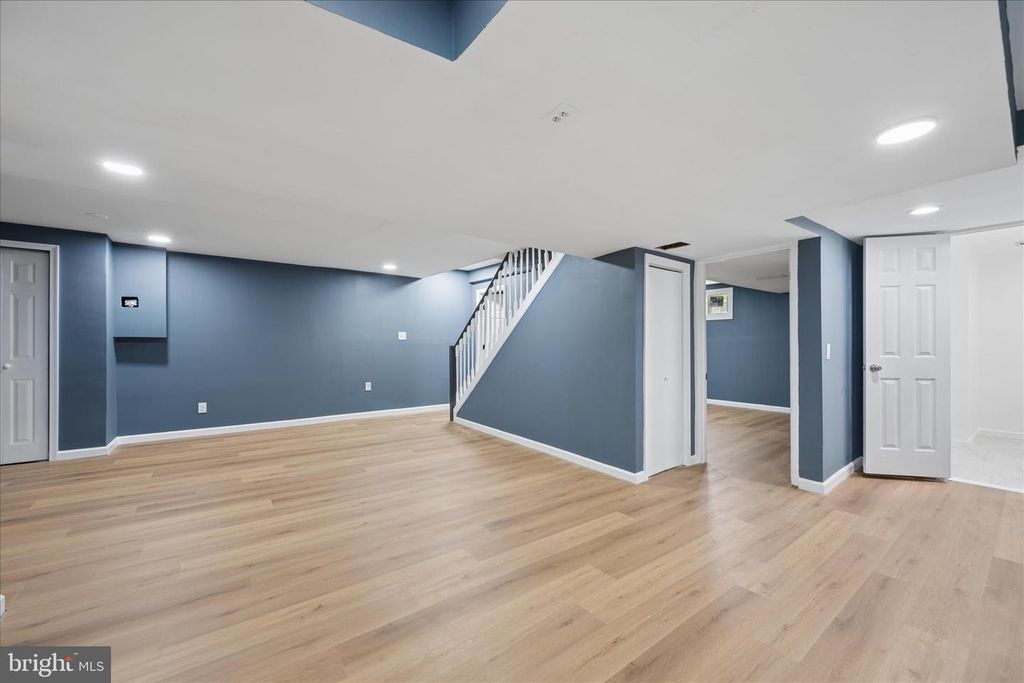 Image 41 of property listing at 8517 OGLETHORPE ST, New Carrollton, MD 20784
