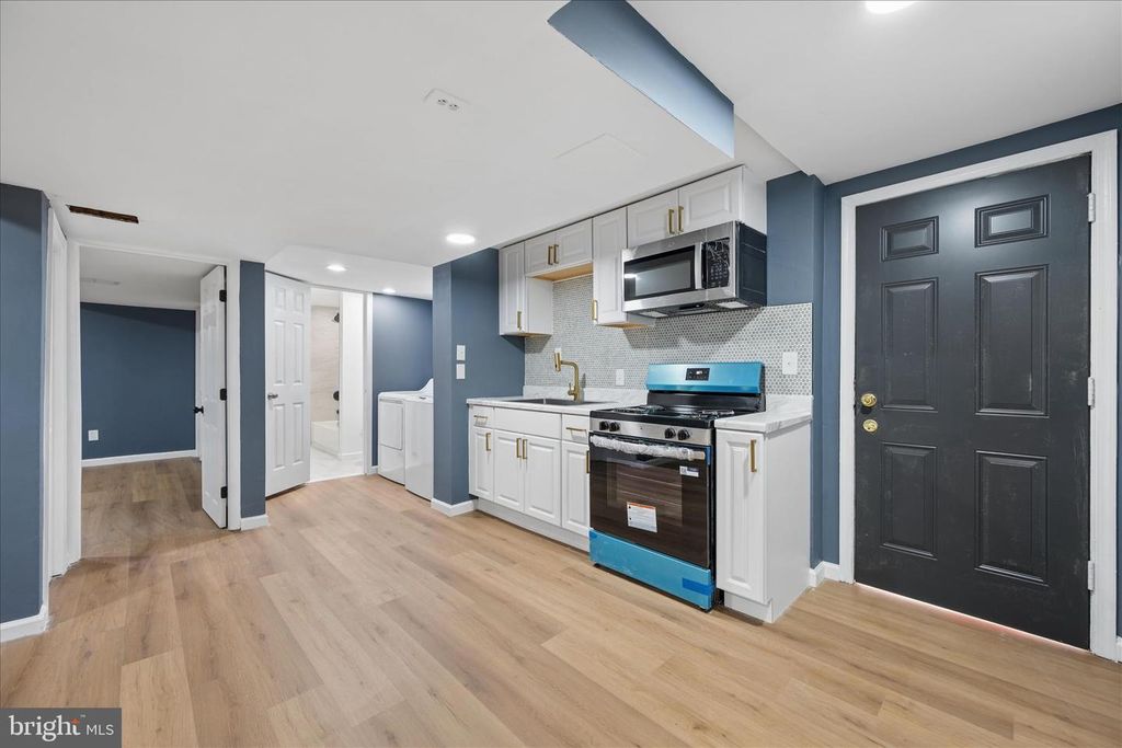 Image 44 of property listing at 8517 OGLETHORPE ST, New Carrollton, MD 20784