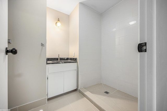 5035 Skelton Road, Columbiaville, MI 48421