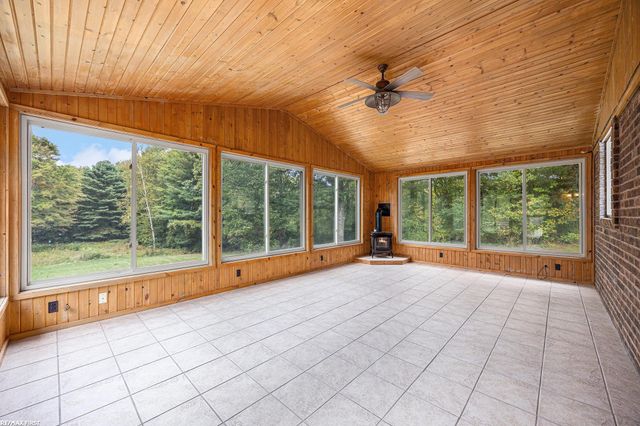 5035 Skelton Road, Columbiaville, MI 48421