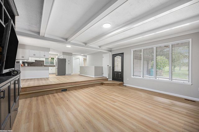 5035 Skelton Road, Columbiaville, MI 48421