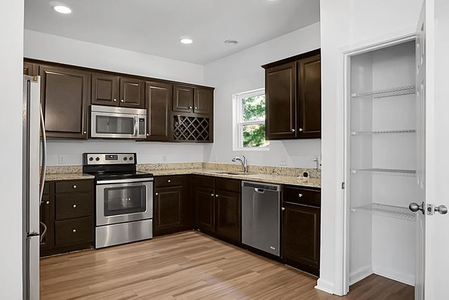 1700 Eider Down Drive, Summerville, SC 29483