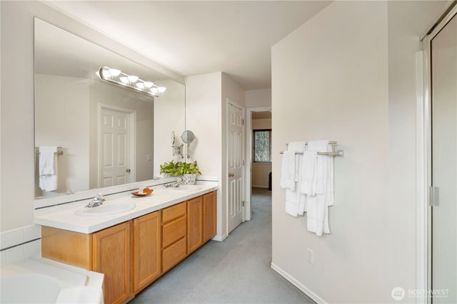 10905 188th Avenue E, Bonney Lake, WA 98391