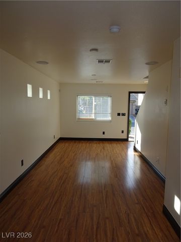 4756 Arroyo Seco Avenue, Las Vegas, NV 89156