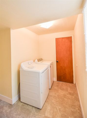 67 W Washington Street, Coldwater, MI 49036