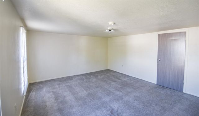 67 W Washington Street, Coldwater, MI 49036