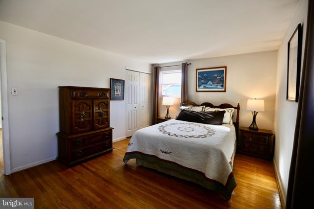 242 TILFORD RD, Somerdale, NJ 08083