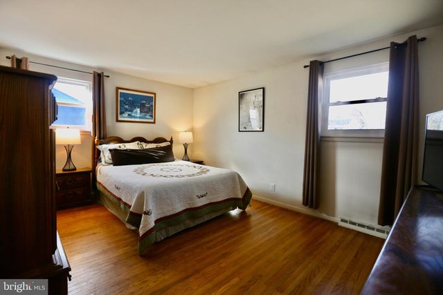 242 TILFORD RD, Somerdale, NJ 08083