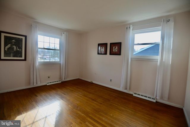 242 TILFORD RD, Somerdale, NJ 08083