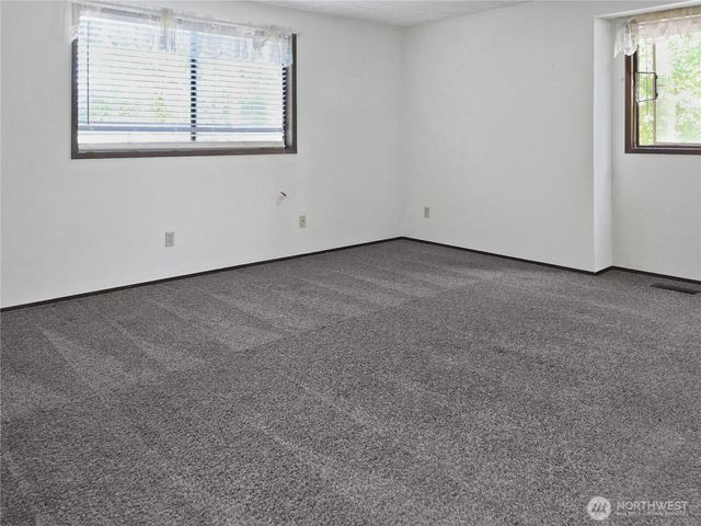 2283 Darvic Place, Oak Harbor, WA 98277