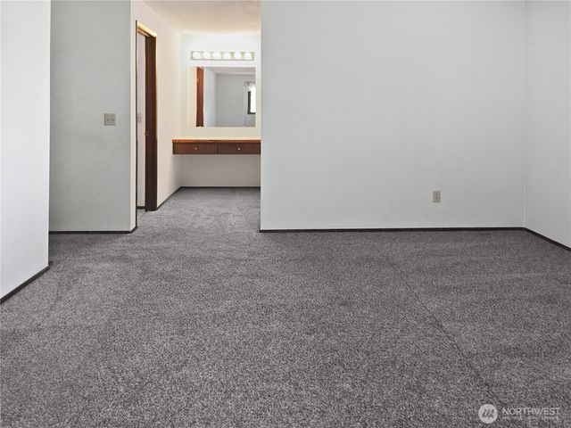 2283 Darvic Place, Oak Harbor, WA 98277