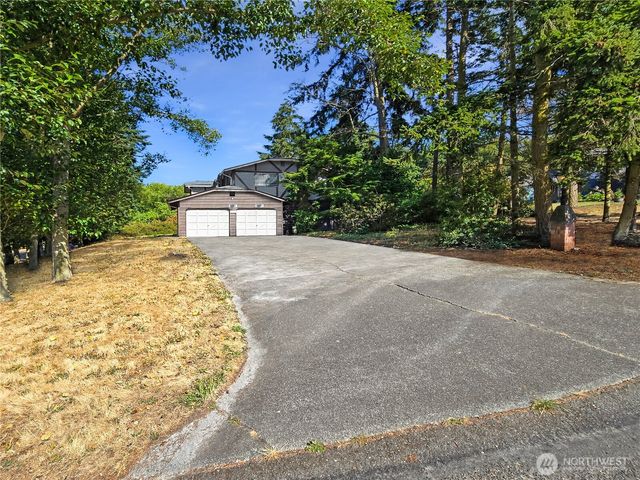 2283 Darvic Place, Oak Harbor, WA 98277