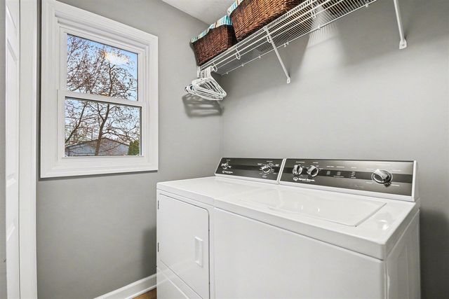 1899 Cedar Tree Drive, Jenison, MI 49428