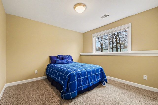 1899 Cedar Tree Drive, Jenison, MI 49428