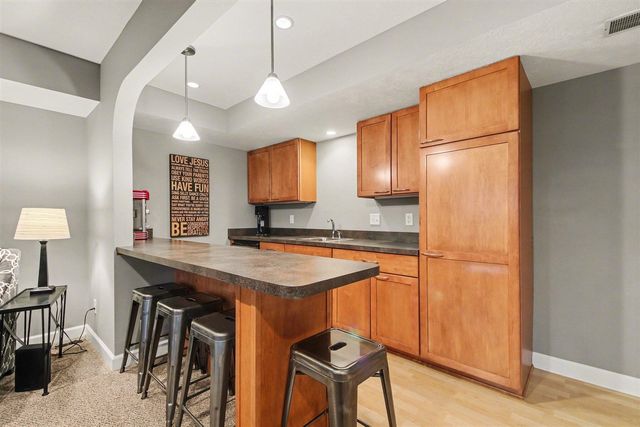 1899 Cedar Tree Drive, Jenison, MI 49428