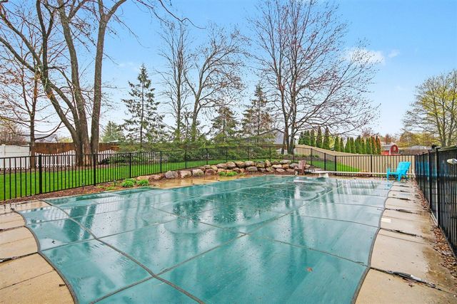 1899 Cedar Tree Drive, Jenison, MI 49428
