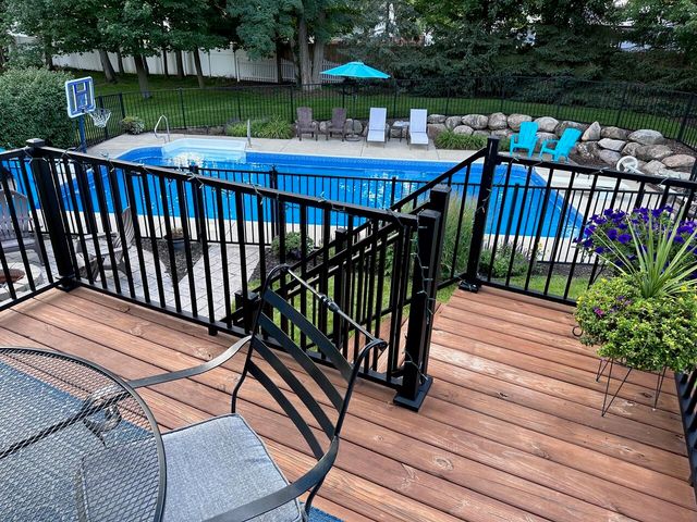 1899 Cedar Tree Drive, Jenison, MI 49428