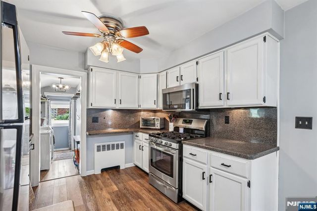 11 Taggart Way, Saddle Brook, NJ 07663