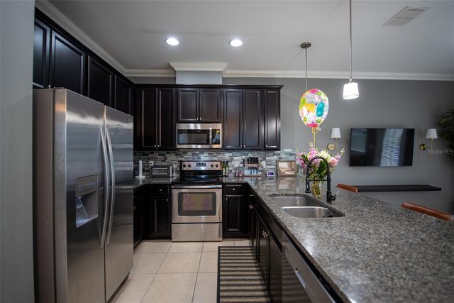 880 TARAMUNDI DRIVE, Oviedo, FL 32765