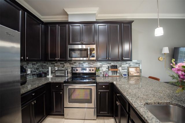 880 TARAMUNDI DRIVE, Oviedo, FL 32765