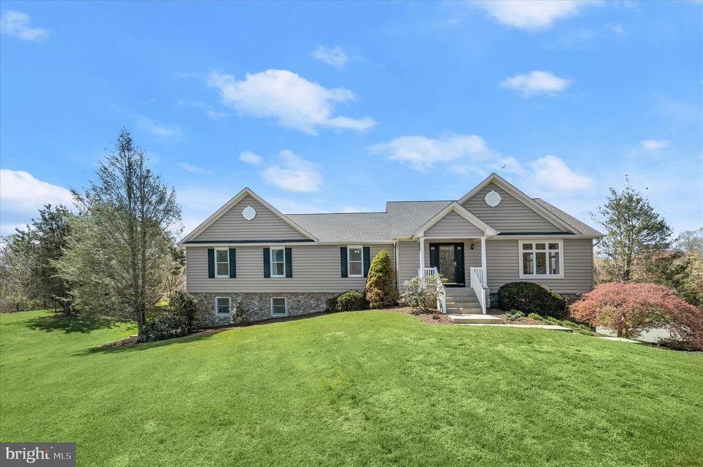 Image 1 of property listing at 14289 OLD FREDERICK RD, Cooksville, MD 21723