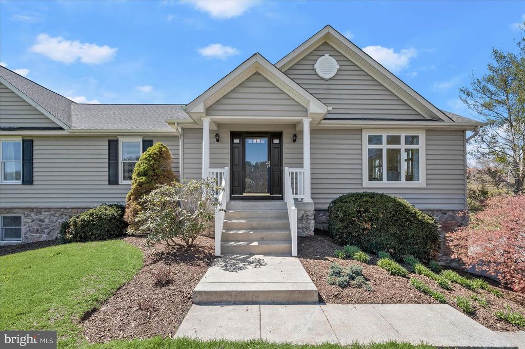 Image 2 of property listing at 14289 OLD FREDERICK RD, Cooksville, MD 21723