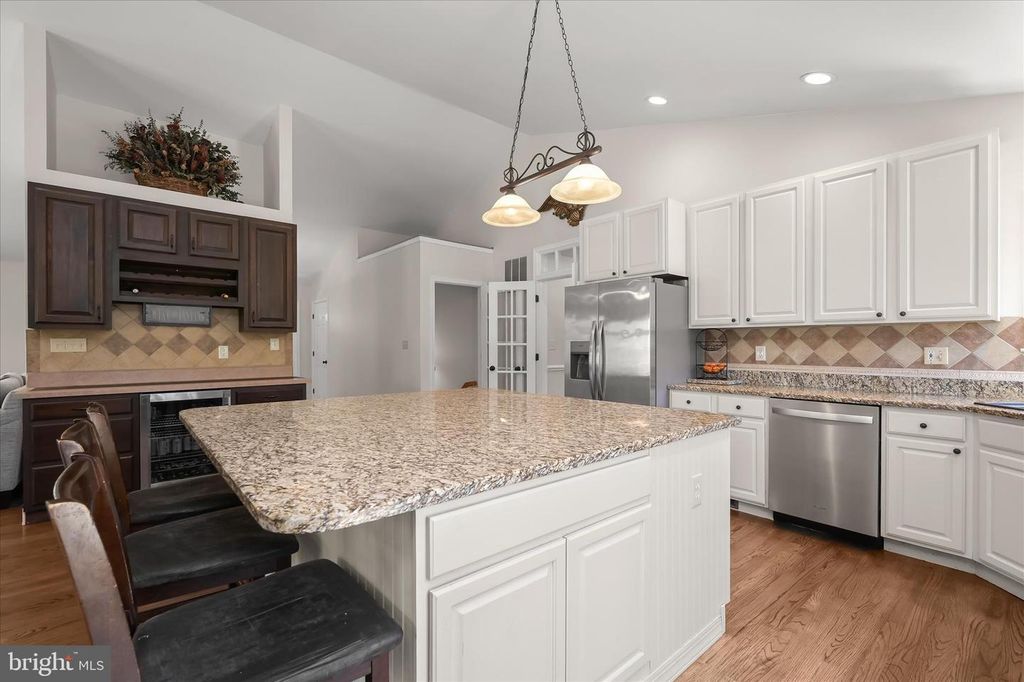 Image 21 of property listing at 14289 OLD FREDERICK RD, Cooksville, MD 21723