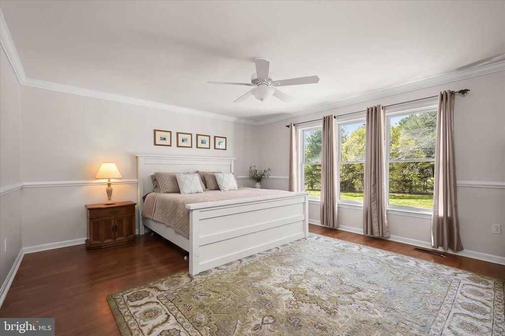 Image 23 of property listing at 14289 OLD FREDERICK RD, Cooksville, MD 21723