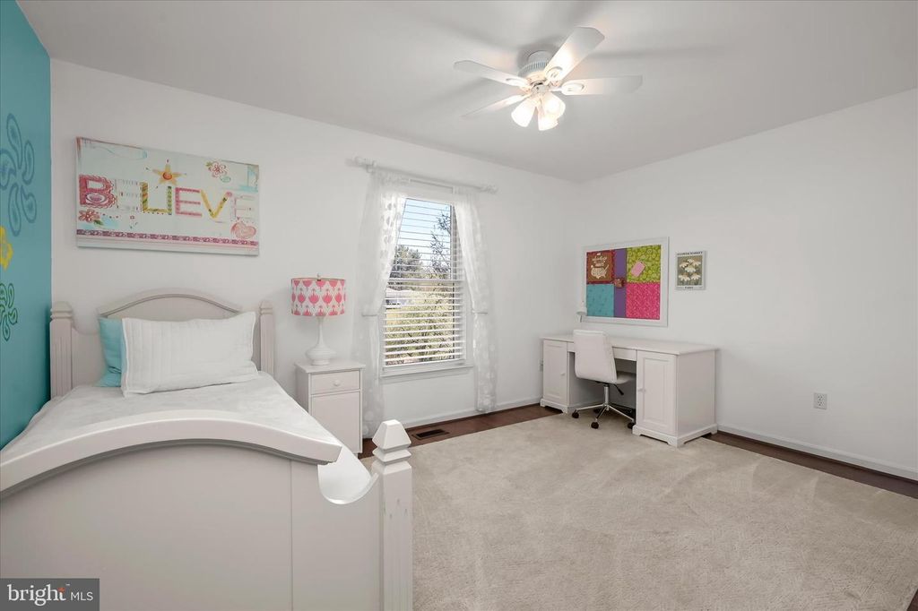 Image 31 of property listing at 14289 OLD FREDERICK RD, Cooksville, MD 21723