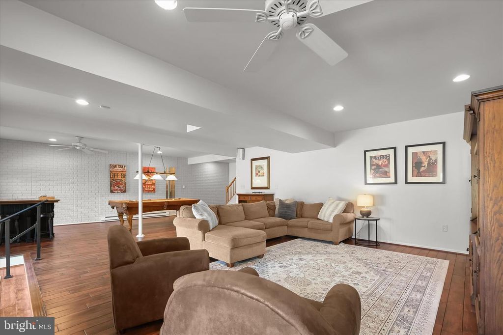 Image 41 of property listing at 14289 OLD FREDERICK RD, Cooksville, MD 21723